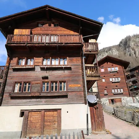 Appartement Le Tsenevire - 4 Personnes - *